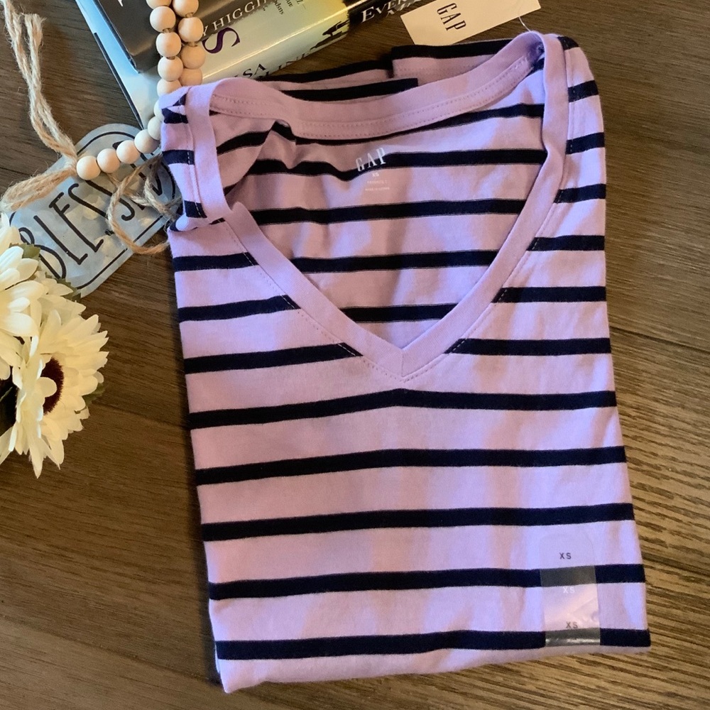 ❌sold❌Gap T-shirt